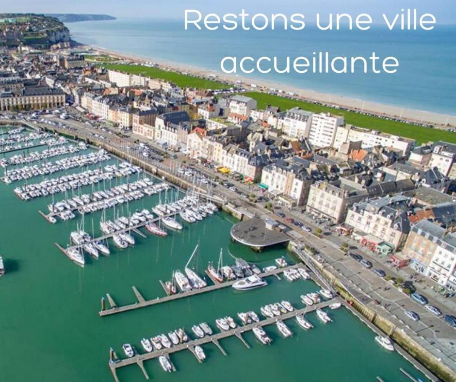 דייפ Quai 65 , 3 Pieces Sur Le Port, A 250 M De La Rue Pietonne Et De La Mer מראה חיצוני תמונה